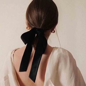 Anthropologie Black Velvet Scrunchie Hair Bow